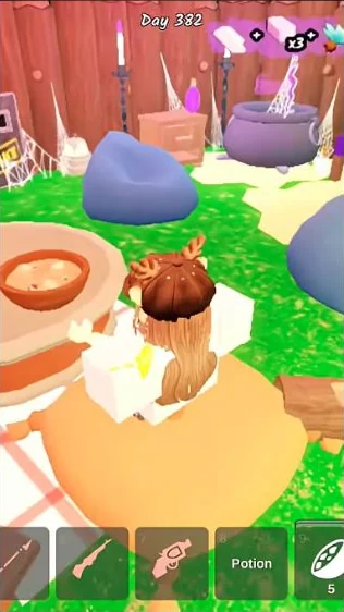 Beanbag สีน้ำเงินอมม่วงวางอยู่ด้านซ้ายบนของค่าย มองเห็นรูปทรงเบาะเต็มใบ